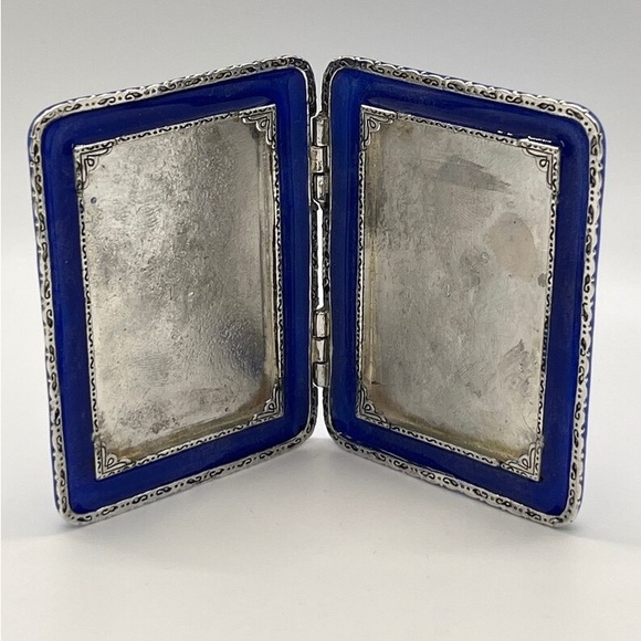 A Compact CZ Embedded Silver Gilt Monet Signed Hinged Dual Picture Frame - Picture 2 of 9